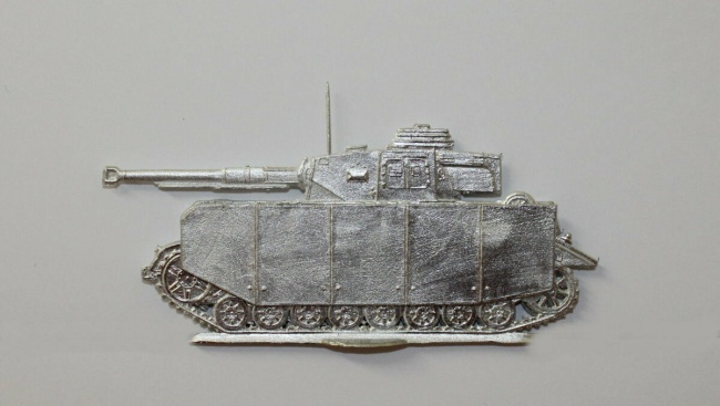 deutsche Panzer IV Ausführung G mit Seitenpanzerung